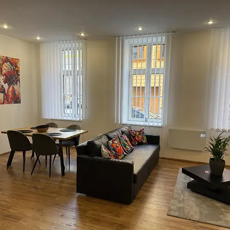 Lilly * 브라티슬라바