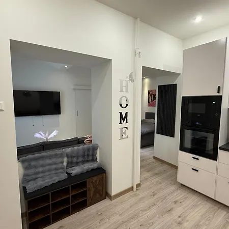 Lilly Apartment *